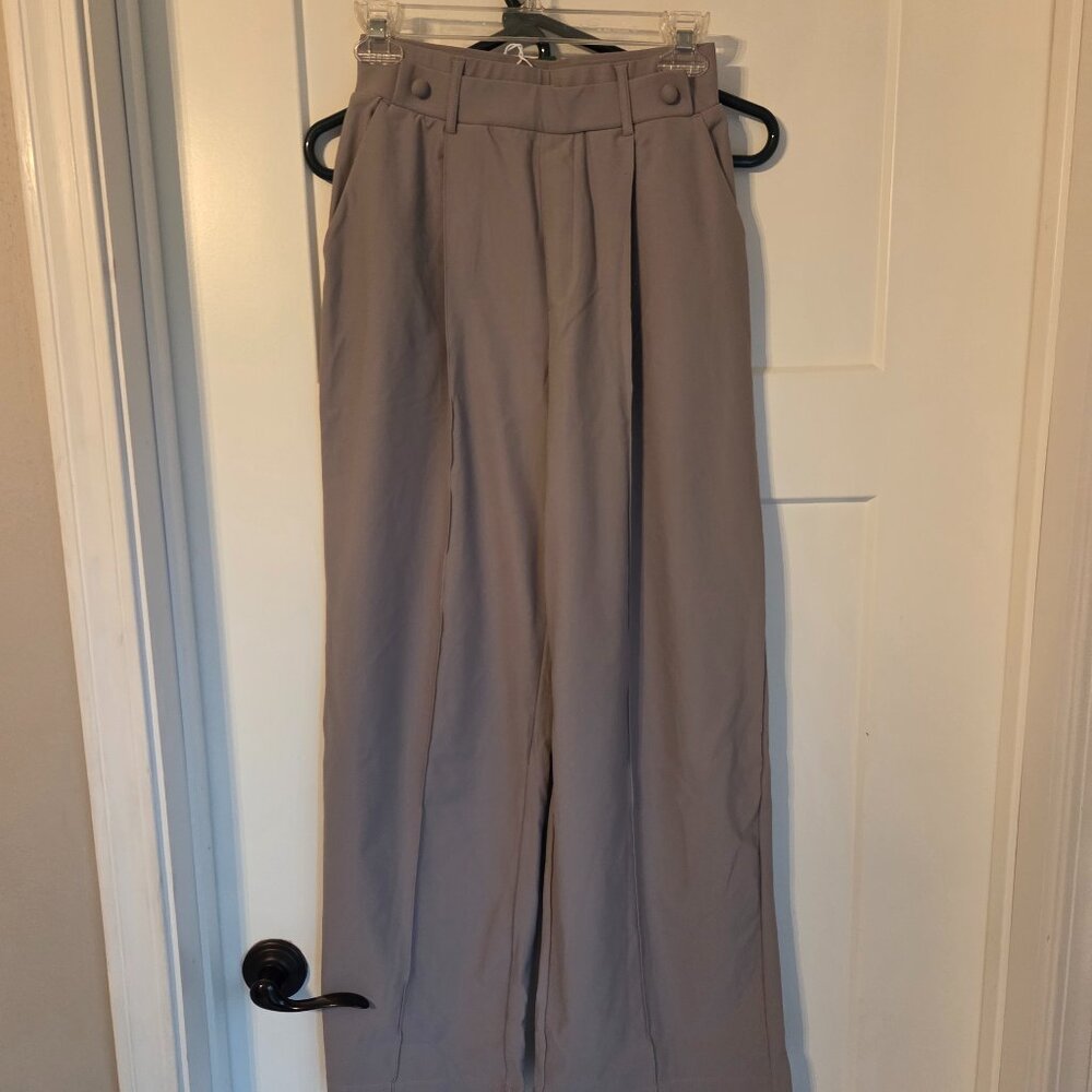 Halara XS dress pants - Picture 1 of 3